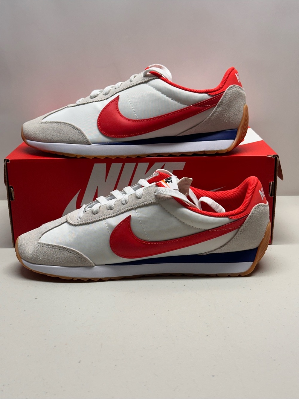 Nike Pacific Mens Shoes White/LT Crimson-Platinum Tint HQ2052-101 NEW Size 10.5